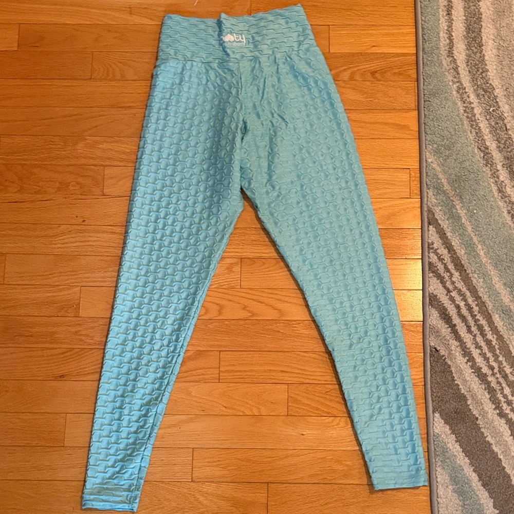 Booty by Brabants Light Blue Textured Leggings